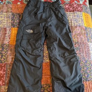 The North Face boys 7/8 Snow pants